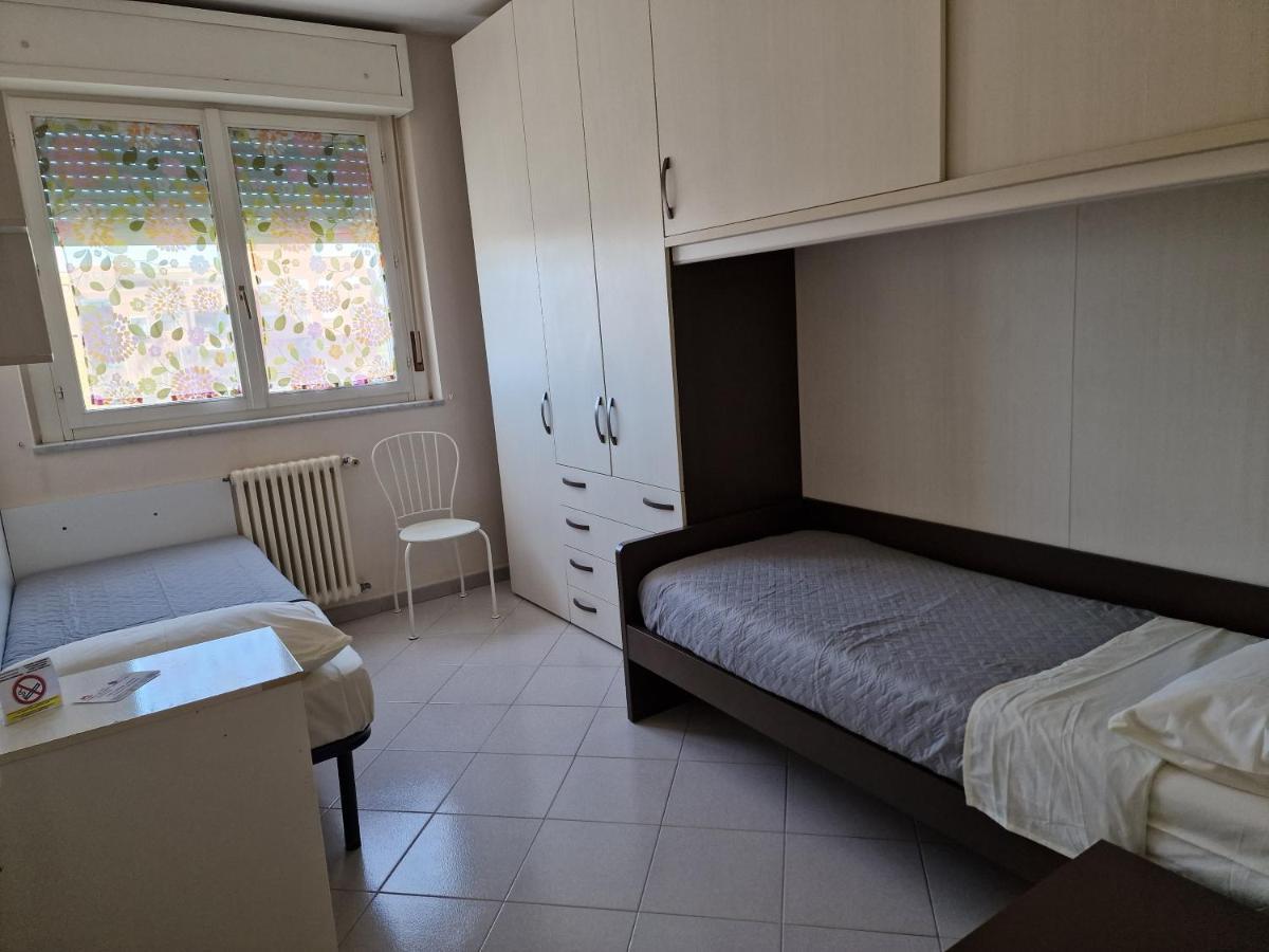 Casa Parco Levante Ливорно Экстерьер фото